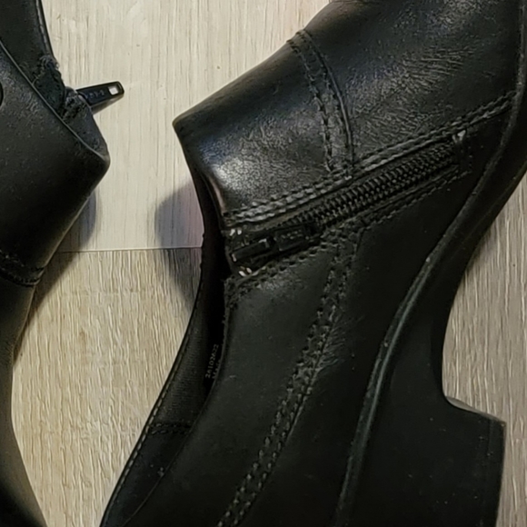 Clarks shoes - Picture 7 of 7